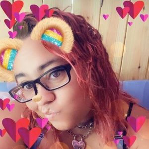 Meet your Posher, Danea